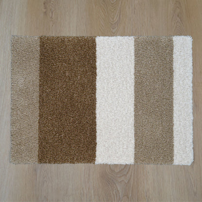 Mokka rechthoekig vloerkleed in crème, beige en mokka, gemaakt van gerecyclede wol – Studio Sisté