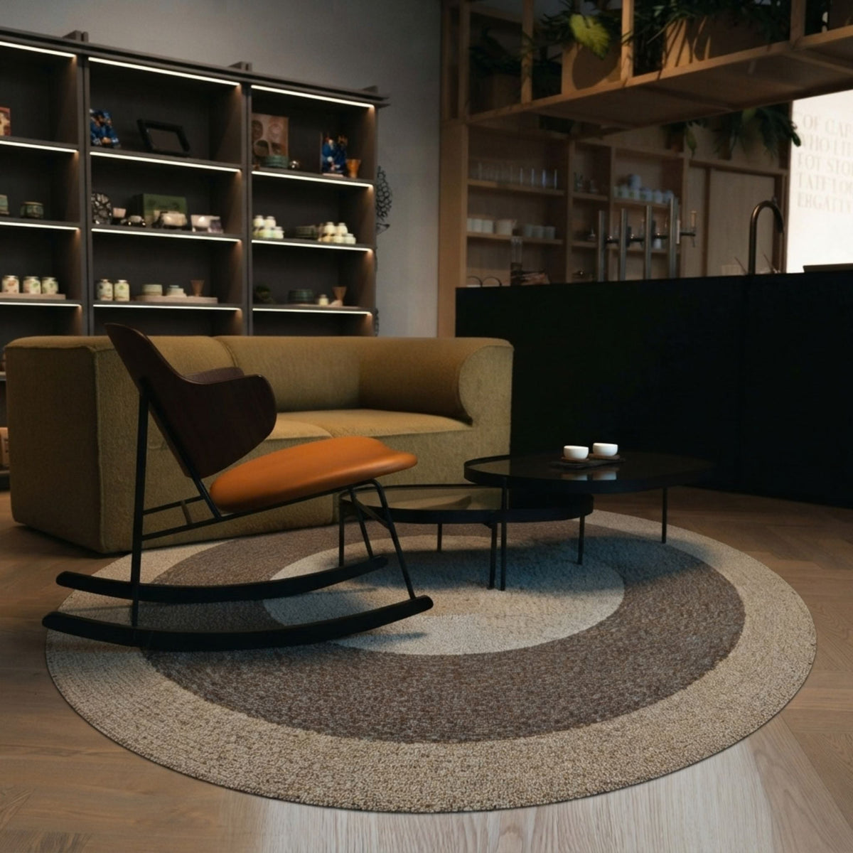 Limited 03 rond vloerkleed in milk, mokka en espresso tinten in een interieur, visualisatie – Studio Sisté