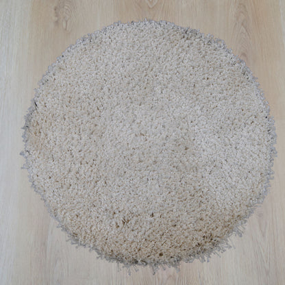 Poly Circle vloerkleed rond in cream, gemaakt van polyester – Studio Sisté – sfeerfoto