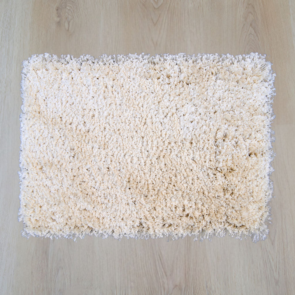 Poly Rectangle vloerkleed rechthoekig in cream, gemaakt van polyester – Studio Sisté – sfeerfoto