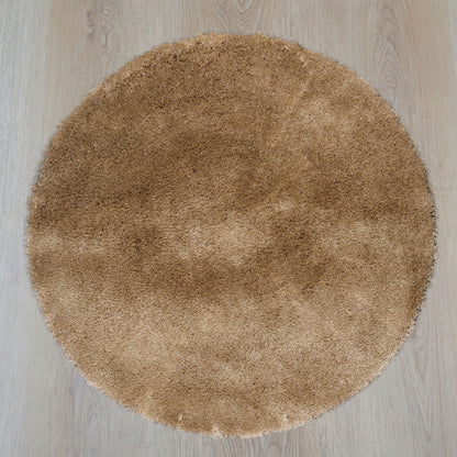 Poly Circle vloerkleed rond in sand, gemaakt van polyester – Studio Sisté – sfeerfoto