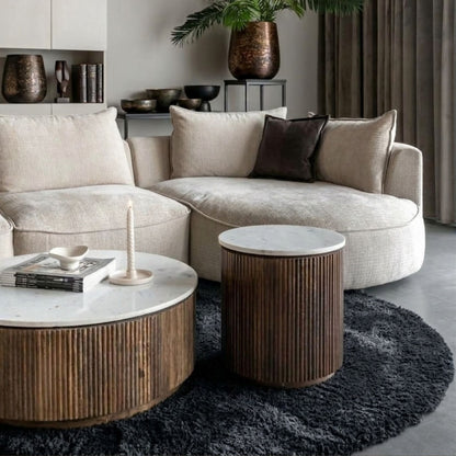 Poly Circle vloerkleed rond in charcoal in een interieur, visualisatie – Studio Sisté