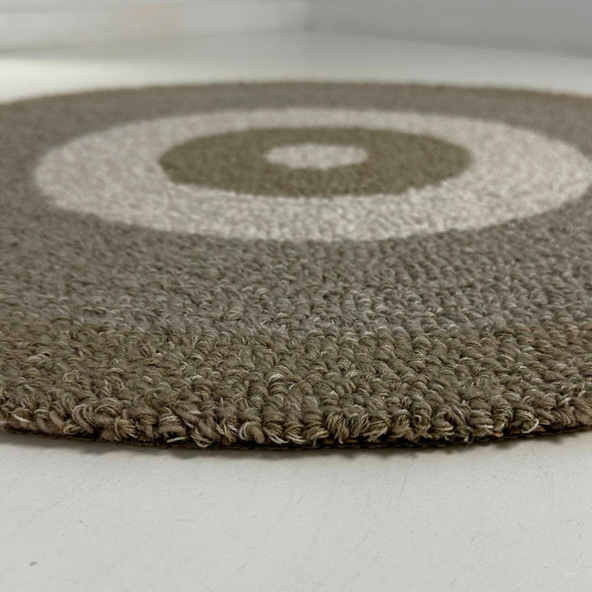 Neutral Muse - Rond
