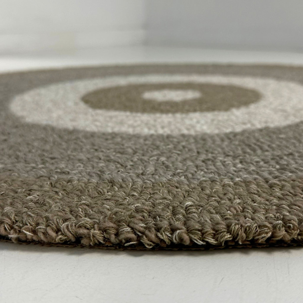 Neutral Muse - Rond
